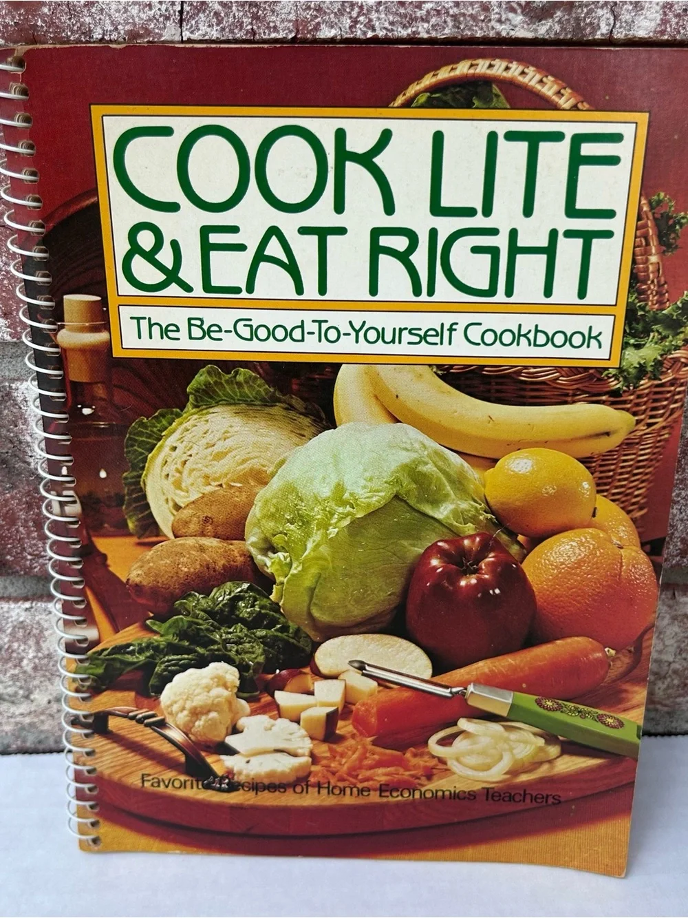 Cook Lite & Eat Right Vintage Cookbook 1983 0871971518 Home Economics Teachers